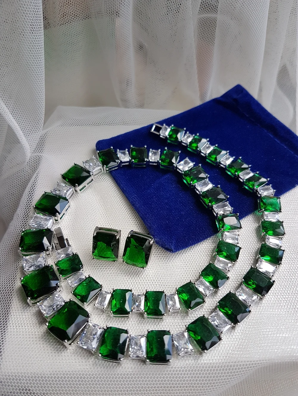 Swarovski Elements Emerald Green Square Solitaire Gemstone Studs Earrings NEW